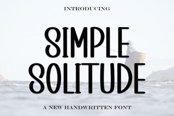 Simple Solitude: A Festive Display Font for Modern Web Design